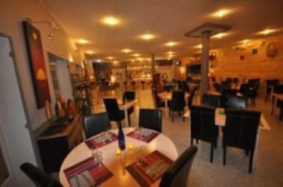 фото отеля Le Lavandin Hotel Saint-Christol