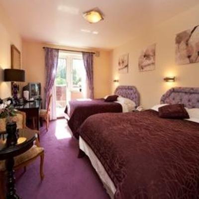 фото отеля The Gate Hotel Stevenage