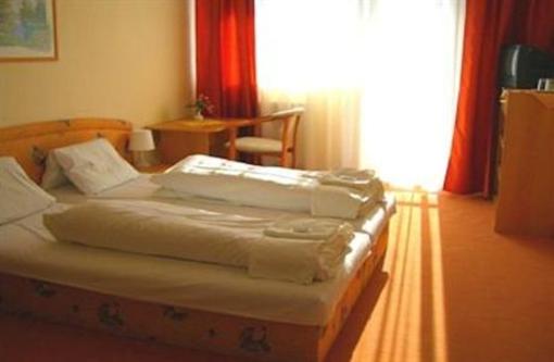 фото отеля Hotel Perla Nove Mesto Nad Vahom