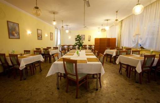 фото отеля Hotel Perla Nove Mesto Nad Vahom