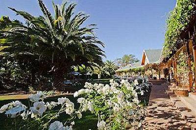 фото отеля Hlangana Lodge