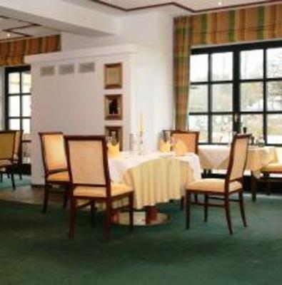 фото отеля Hotel Golf Course Bonn