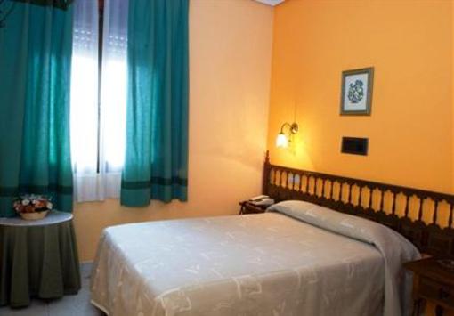 фото отеля Hostal Madrid Toledo