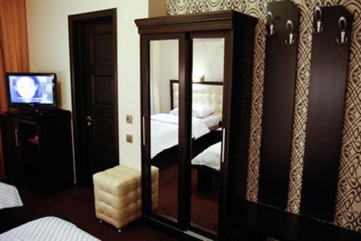 фото отеля Hotel Anna Junior
