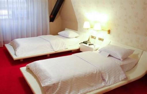 фото отеля Hotel Anna Junior