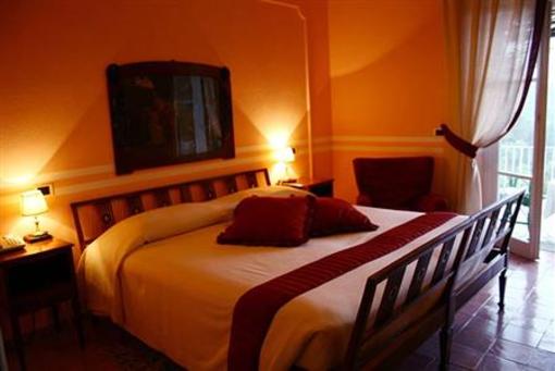 фото отеля Santavenere Hotel