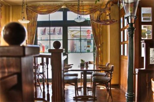 фото отеля Hotel am Markt Altentreptow