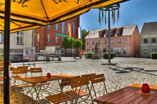 фото отеля Hotel am Markt Altentreptow