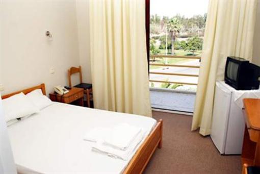 фото отеля Minavra Hotel Voula