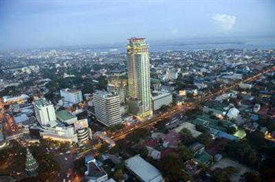 фото отеля Crown Regency Hotel & Towers Cebu City