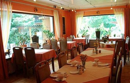 фото отеля Hotel Garni Am Rantzauer See
