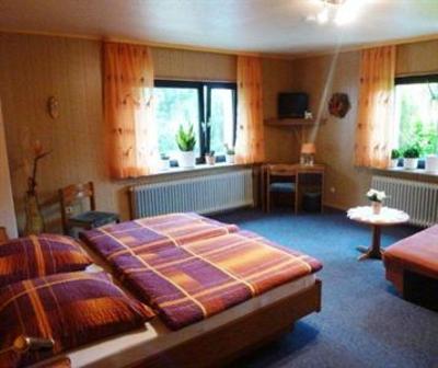 фото отеля Hotel Garni Am Rantzauer See