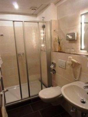фото отеля Hotel Garni Am Rantzauer See