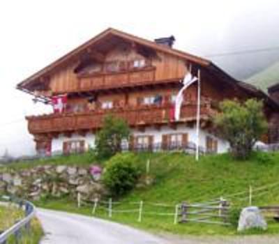 фото отеля Bauernhof Jausenstation Jagastube Farmhouse Sankt Jakob in Defereggen