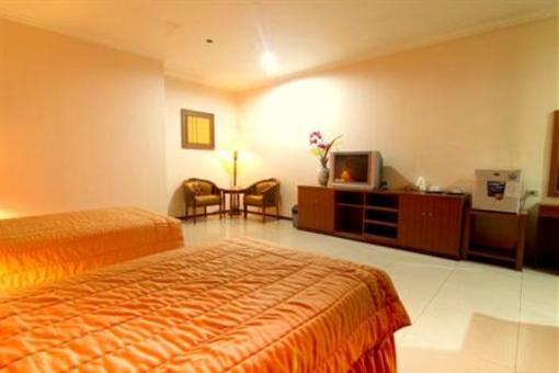фото отеля Garuda Hotel Pontianak