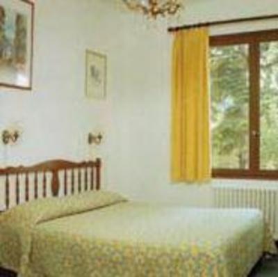 фото отеля Auberge Les Gorges du Loup