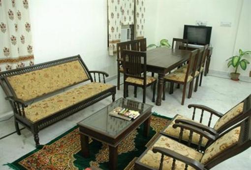 фото отеля Raj Niwas Hotel Jaipur