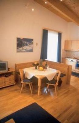 фото отеля Ferienwohnungen Haus der Mitte Mayrhofen