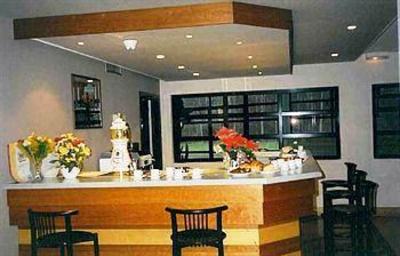 фото отеля Hotel Les Alizes Lipsheim