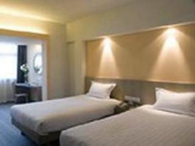фото отеля Lee Garden Hotel