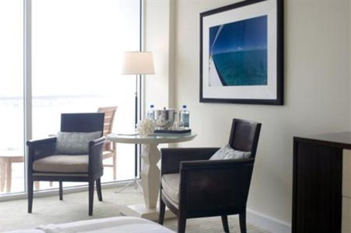 фото отеля Hilton Fort Lauderdale Marina