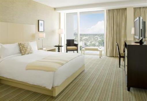 фото отеля Hilton Fort Lauderdale Marina