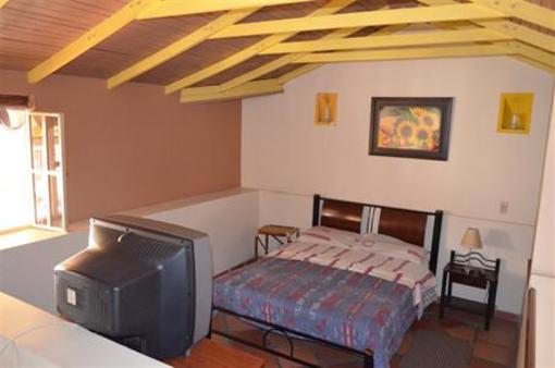 фото отеля Hostal La Candelaria Bogota