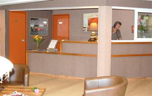 фото отеля Hotel du Circuit Magny-Cours