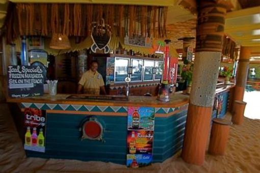 фото отеля Beachcomber Island Resort