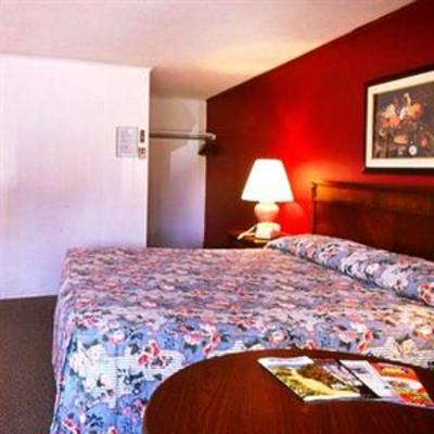 фото отеля Tallwood Motel