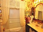 фото отеля Old Victorian Farmhouse Bed & Breakfast