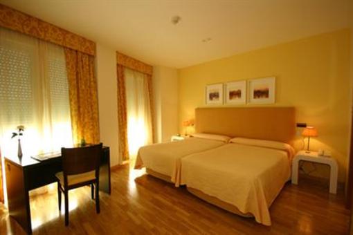 фото отеля Hotel Bouza