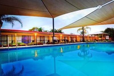 фото отеля Comfort Inn Deakin Palms