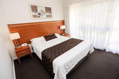 фото отеля Comfort Inn Deakin Palms