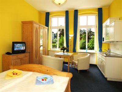 фото отеля Hotel Villa Seeschlosschen Heringsdorf