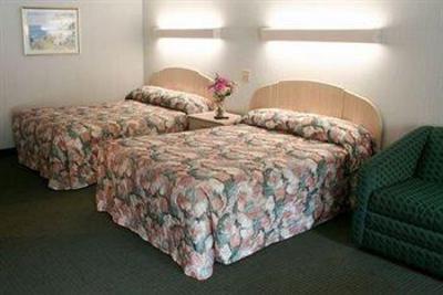 фото отеля Town 'n Country Motor Lodge