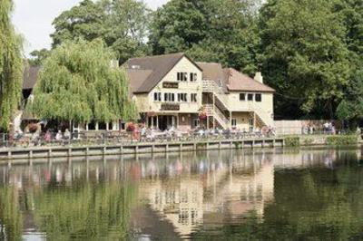 фото отеля Premier Inn Sandling Maidstone