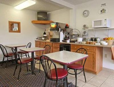 фото отеля Super 8 Maryville