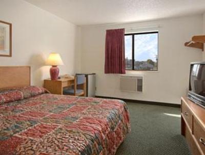 фото отеля Super 8 Carlisle South