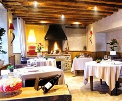 фото отеля Hotel Les Remparts Mirepoix