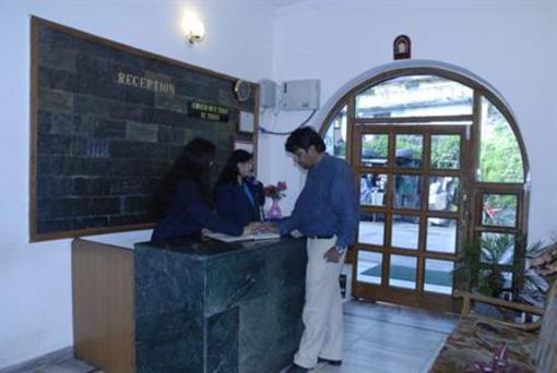 фото отеля Hemkunth Resort Kasauli