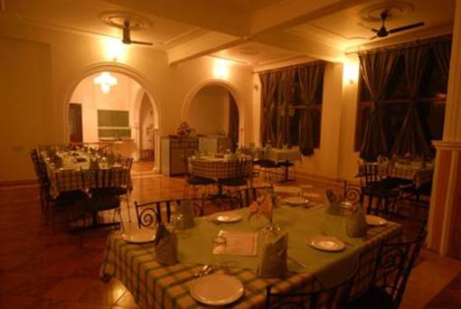 фото отеля Hemkunth Resort Kasauli