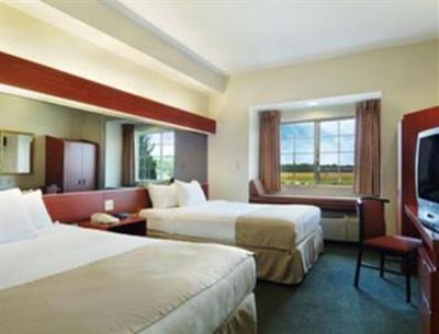 фото отеля Microtel Inn & Suites Starkville