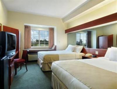 фото отеля Microtel Inn & Suites Starkville