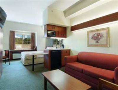 фото отеля Microtel Inn & Suites Starkville