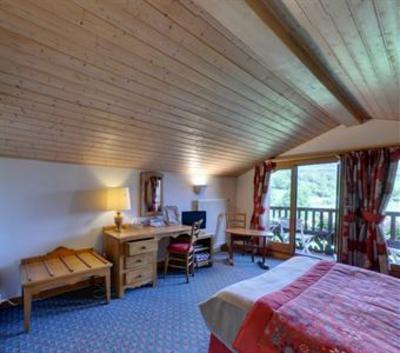фото отеля L'ancolie Chalet Du Lac Cruseilles