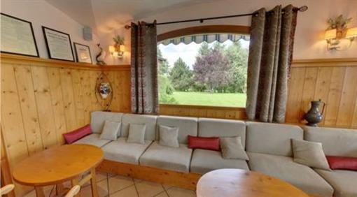 фото отеля L'ancolie Chalet Du Lac Cruseilles