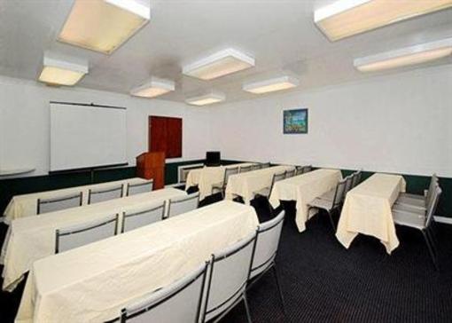 фото отеля Quality Inn North