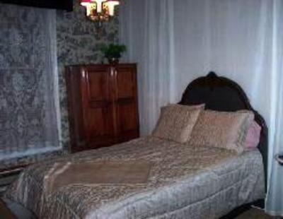 фото отеля Rose Gate Cottage Bed and Breakfast