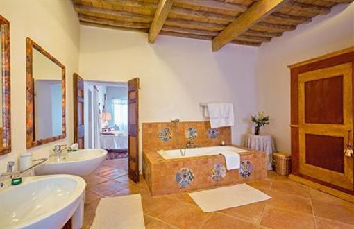 фото отеля Borgo Di Bastia Creti